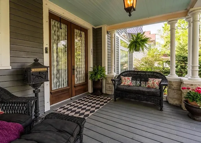 Magical Victorian Near Hiking Wine Trail Holiday home *